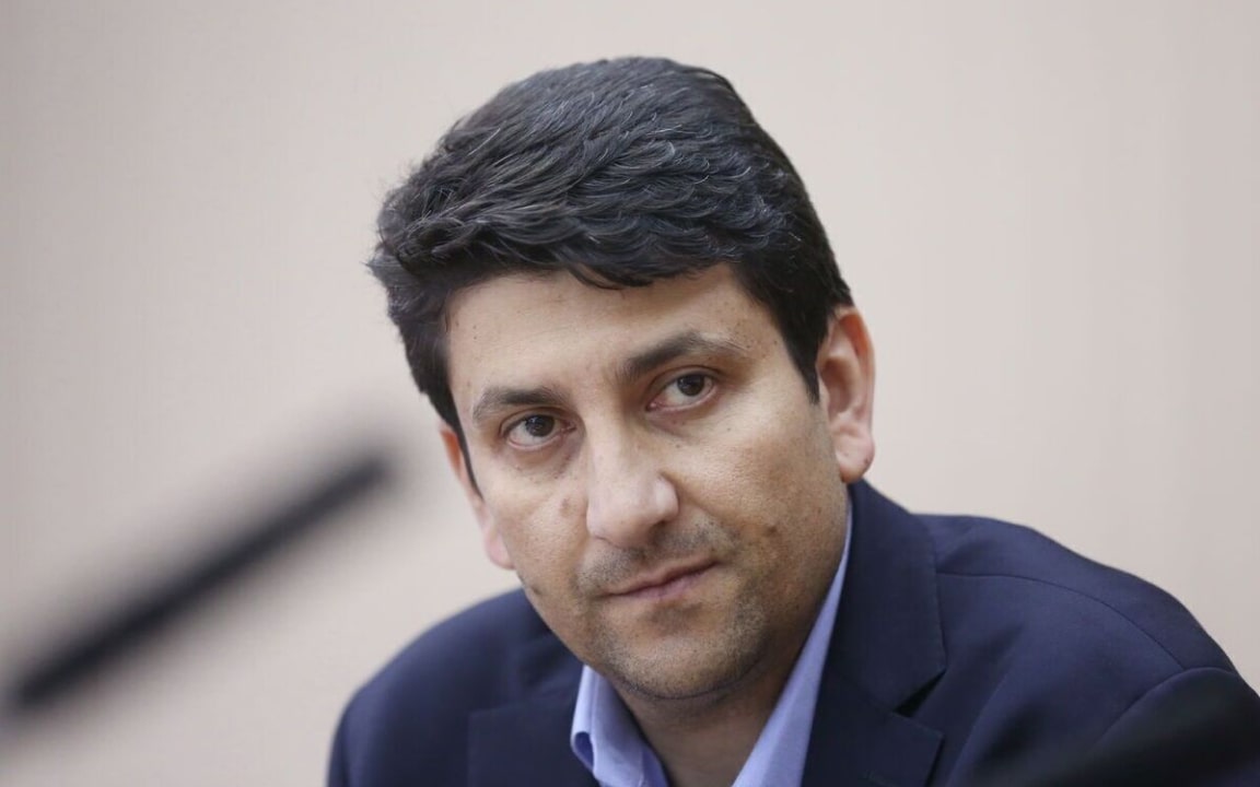 وزیر ارتباطات: رجیستر آیفون و رفع فیلترینگ عملی می شود